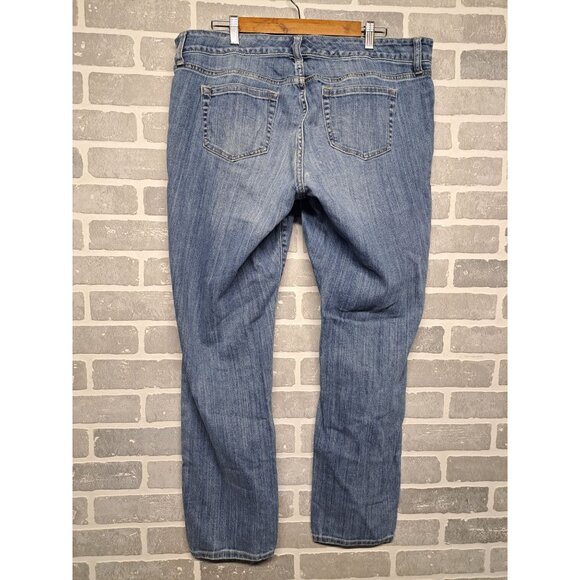 TORRID‎ Women's Distressed Floral Embroidered BoyFriend  Jeans Size 14R - Picture 6 of 8